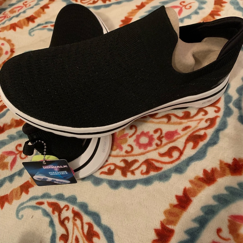 New w/tags, never been worn